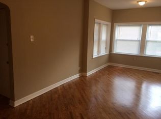 8411 Monticello Ave APT 1, Skokie, IL 60076