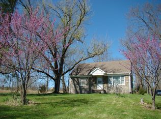 3524 Irvine Rd, Winchester, KY 40391