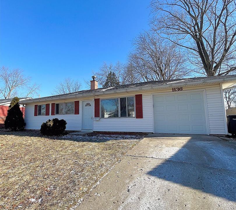 1st image of 1136 Holly Dr