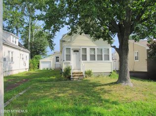 521 E Point Pleasant Ave, Ocean Gate, NJ 08740
