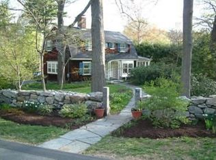 97 Meriam St, Lexington, MA 02420