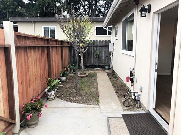 4th image of 935 S Eldorado St #1