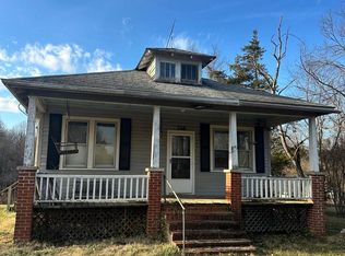 316 Greenbank Rd, Fredericksburg, VA 22406