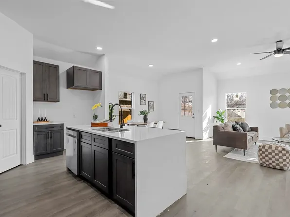 815 Lake View Rdg, Fort Worth, TX 76108