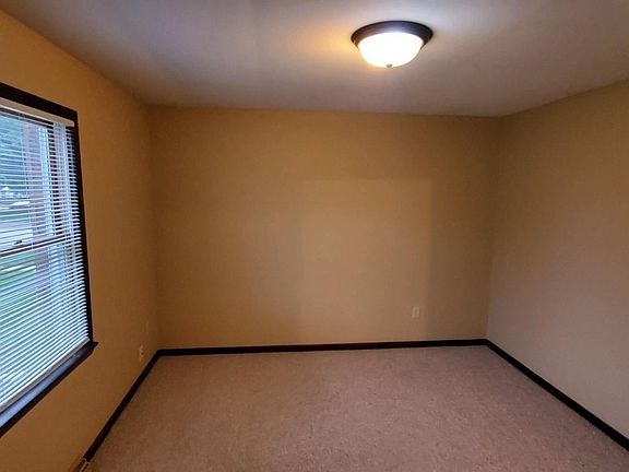 5th image of 5729 Threasa St