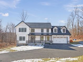 68 South Rd, Chester, NJ 07930