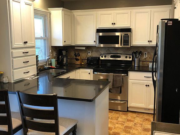 Kitche with stainless steel appliances