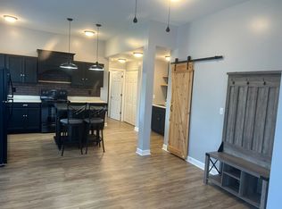 114 Lexington Rd, Lancaster, KY 40444