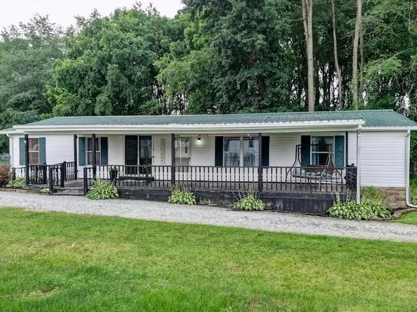 619 2nd Ave SW, Beach City, OH 44608