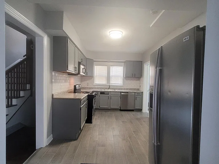 15 Mason St — Photo 13