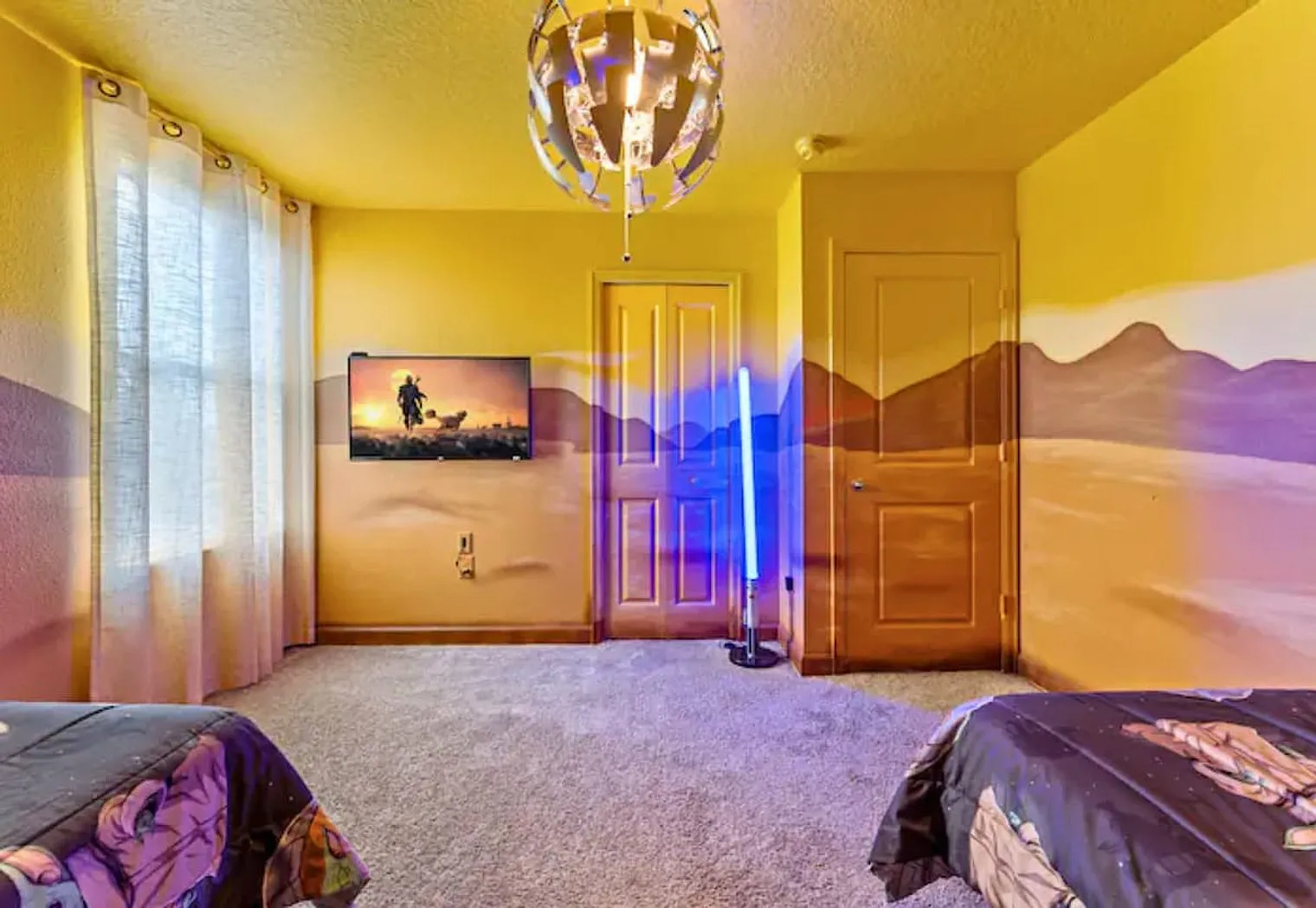 9 bed, 5.0 bath, 3907 sqft, $9,981 — Photo 3
