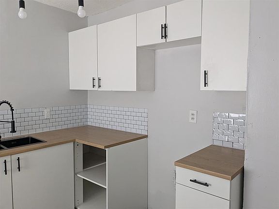 4th image of 2027 S 5th St #5