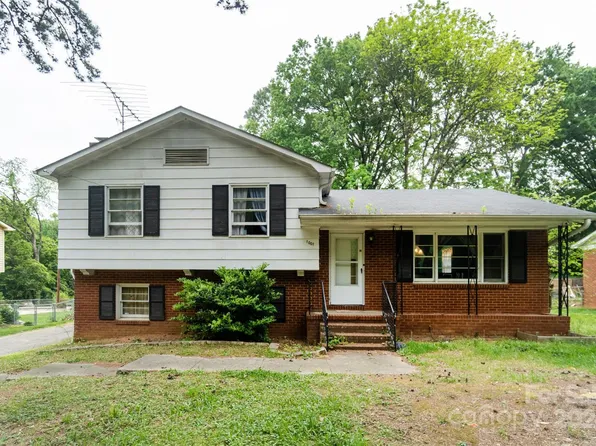 1001 Archdale Dr, Charlotte, NC 28217