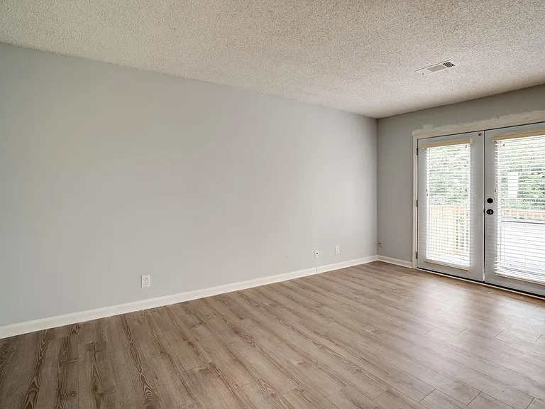 741 Longhunter Ct — Photo 6