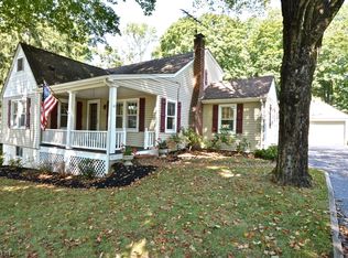 12 Roosevelt Ave, Annandale, NJ 08801