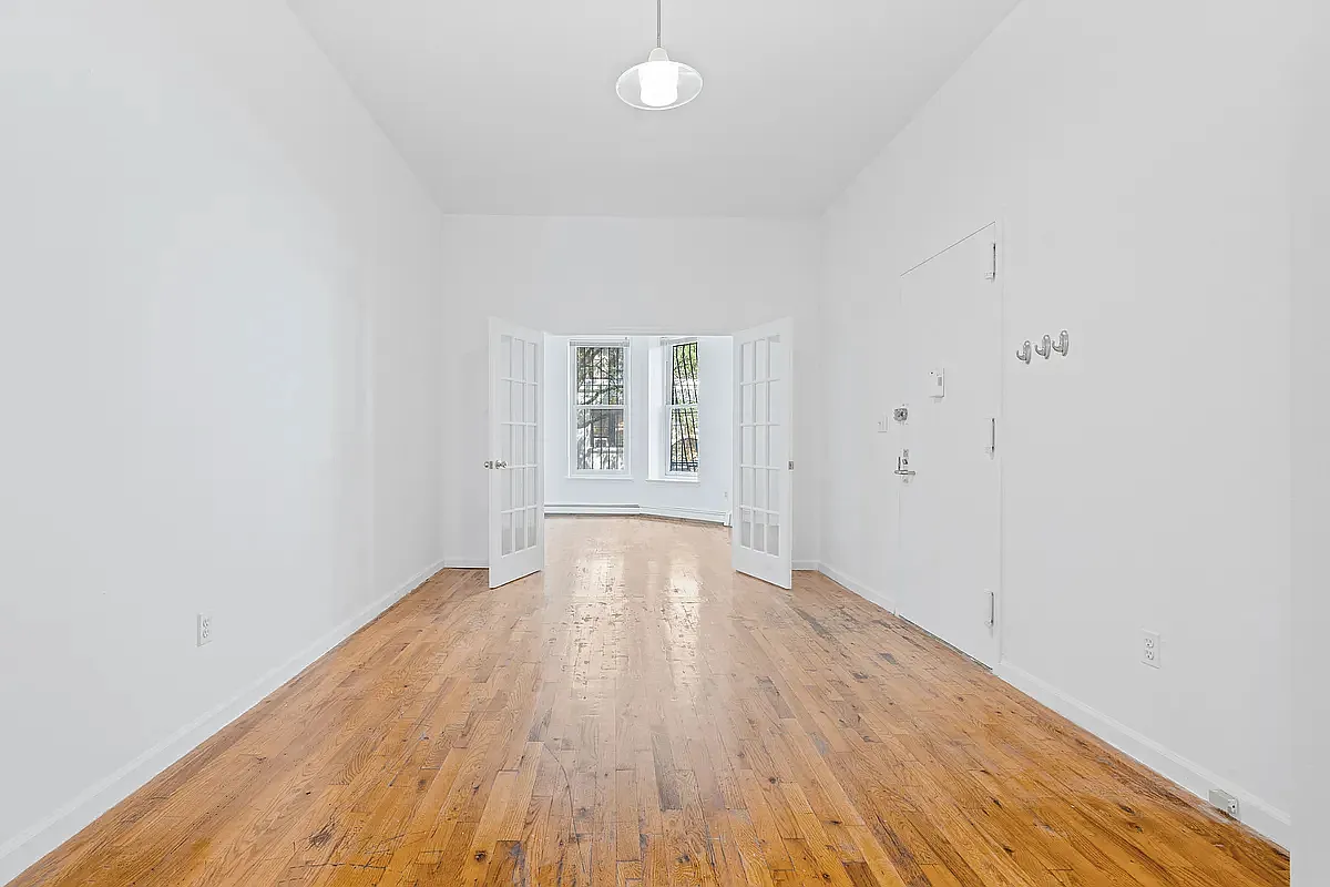 Building Photo - 430 W 160th St #G