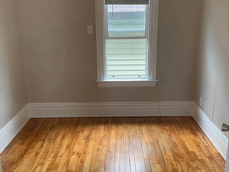 Bedroom #1
