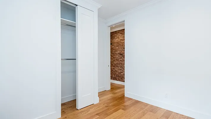 Rented by Nooklyn NYC LLC | media 46