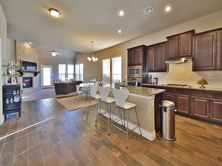 16100 Fair Winds Way — Photo 2