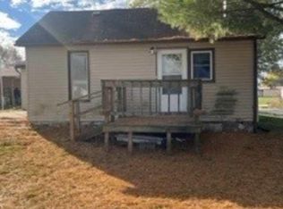 204 N Fore St, Cincinnati, IA 52549