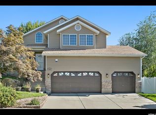 1238 E Autumn Hill Cir, Sandy, UT 84094
