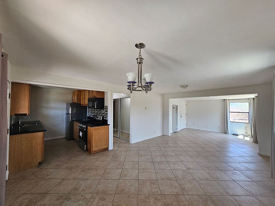 1st image of 72138 El Paseo Dr