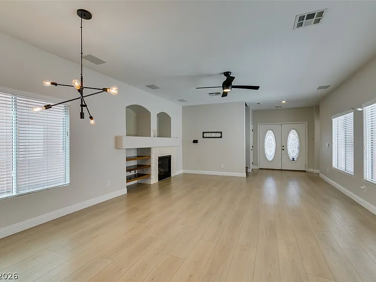 8909 Houston Ridge Ave — Photo 15