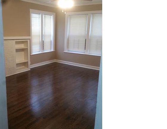 3rd image of 7839 S Ellis Ave #1
