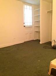 3rd image of 454 W Belden Ave