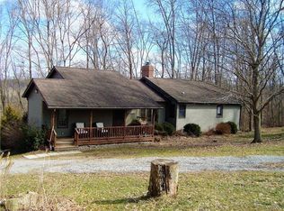 370 Bend Hill Rd, Fredonia, PA 16124