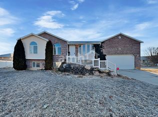 2101 S 1730 W, Syracuse, UT 84075