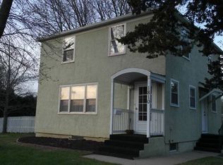 1810 N Grandview Ave, Dubuque, IA 52001