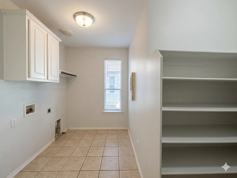 5108 Keating St — Photo 17