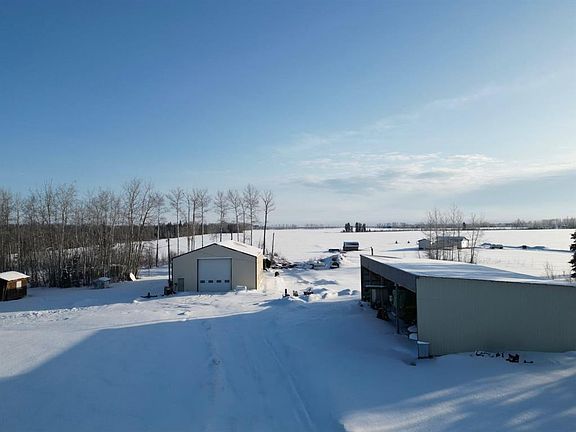 4th image of 105233 W Range Rd #152A
