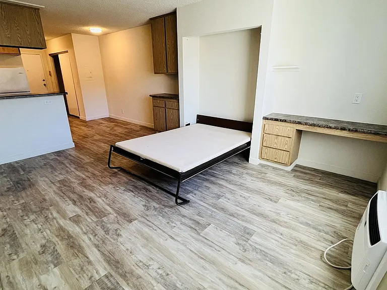10075 Tujunga Canyon Blvd — Photo 2