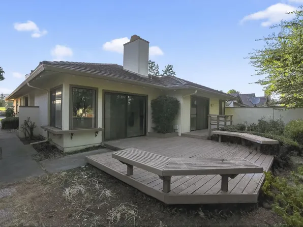 14105 Mountain Quail Rd, Salinas, CA 93908