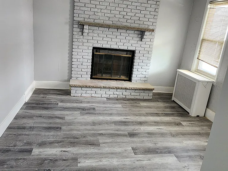 1760 Winfield St #1 — Photo 1