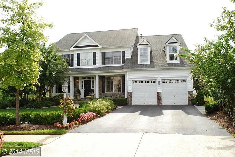 1st image of 16930 Chapel Hill Ct