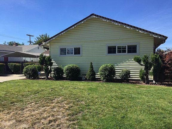 3rd image of 4769 Sally Dr