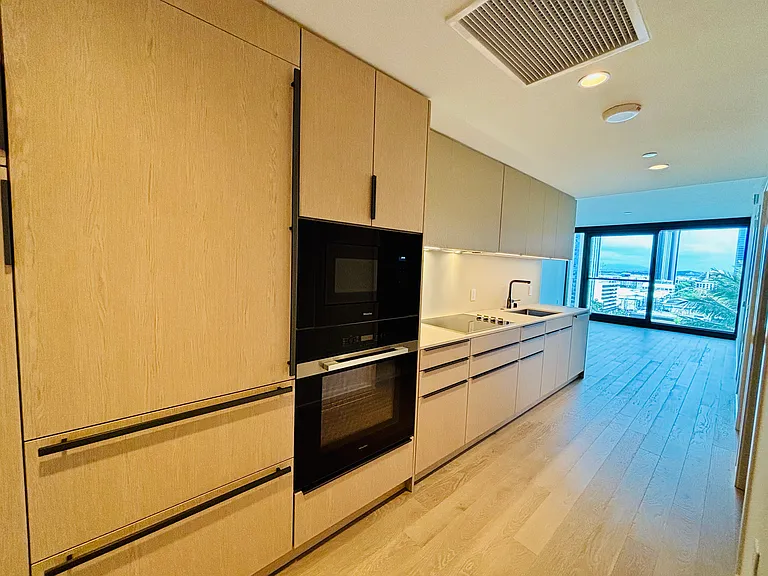 333 Ward Ave #1005 — Photo 5