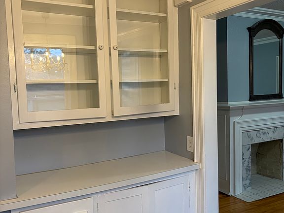 4th image of 1556 A Virginia Street E # First Floor