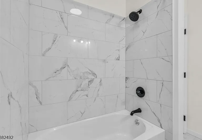 55 Orchard Dr — Photo 15