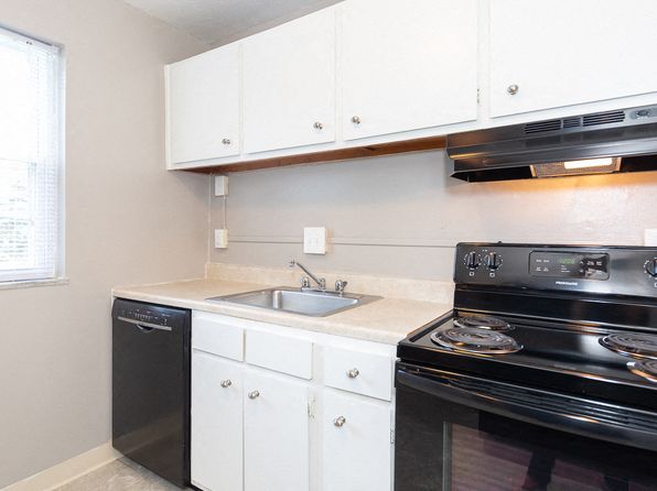 21215 Detroit Rd #OX205