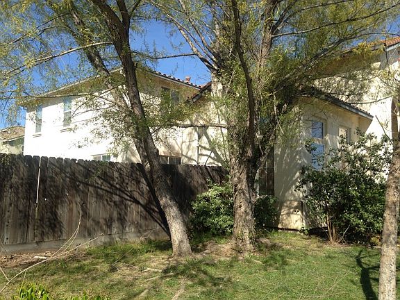 3rd image of 3755 Northern Oak Dr