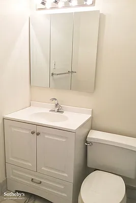 Rented by Sotheby's International Realty | media 31