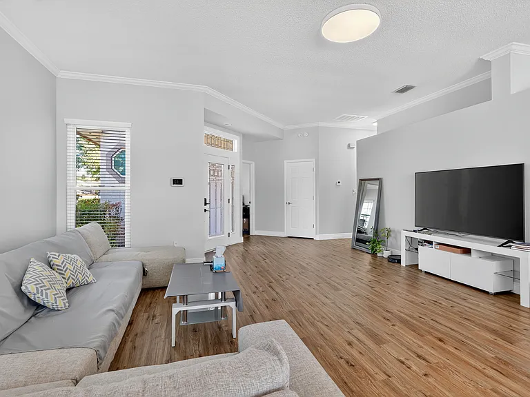 14402 Mandolin Dr — Photo 5