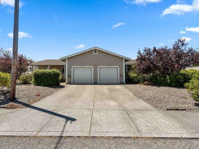 1986 Garfield St, North Bend, OR, 97459