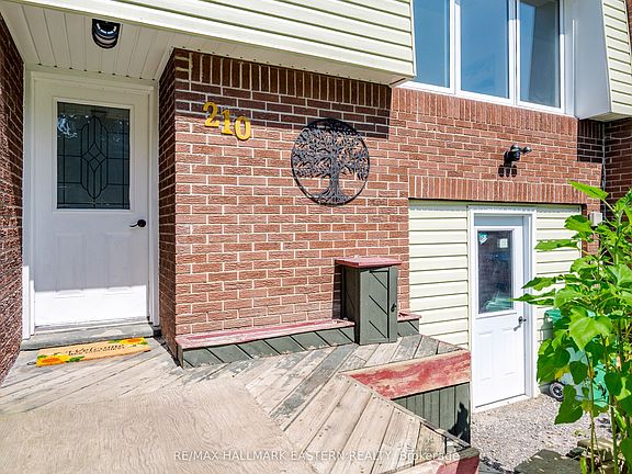 2nd image of 210 Maxwell Ave