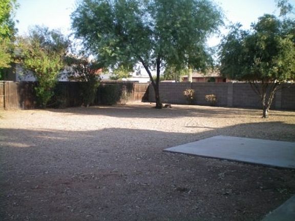 5th image of 16827 N 40th Ave