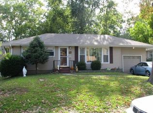 830 Rue Saint Louis, Florissant, MO 63031